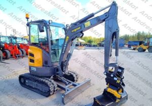 Mini pelle Volvo ECR 25D + engcon+ 3godets