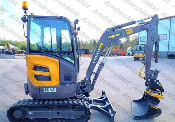 MINI_PELLE_VOLVO_ECR_25D_ENGCON_3GODETS_1751707192031_6_FILI.jpg - AndresMat